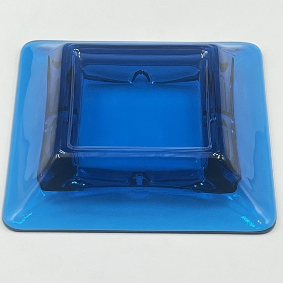 Vtg Viking Glass Bluenique Deep Cobalt 6" Ashtray Soap Trinket Jewelry Dish - Picture 3 of 5